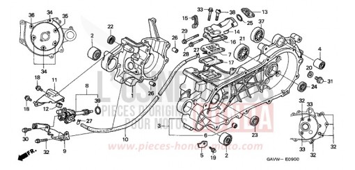 CARTER MOTEUR/POMPE A HUILE SJ50X de 1999